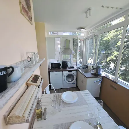 Sea Vibes - Free Public Parking, Wifi, Cable & Smart Tv, 0,9 Km To * فارنا
